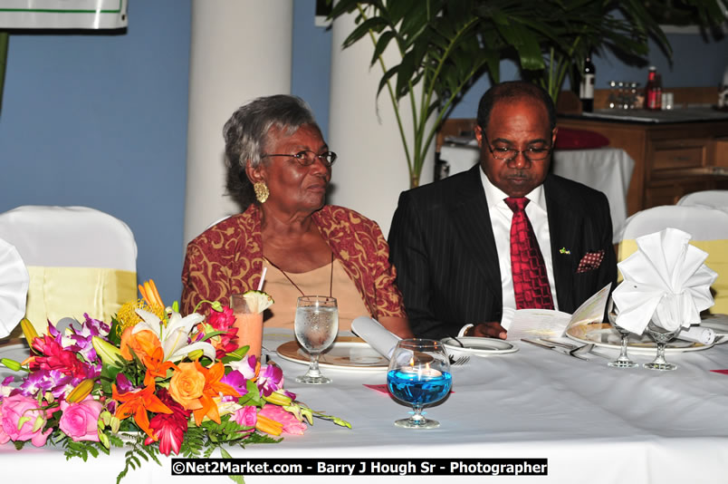 Bird of Paradise Awards & Gala @ Grand Palladium Resort & Spa [Fiesta] - Guest Honouree The Most Honourable P.J. Patterson ON, PC, QC - Hanover Jamaica Travel Guide - Lucea Jamaica Travel Guide is an Internet Travel - Tourism Resource Guide to the Parish of Hanover and Lucea area of Jamaica - http://www.hanoverjamaicatravelguide.com - http://.www.luceajamaicatravelguide.com