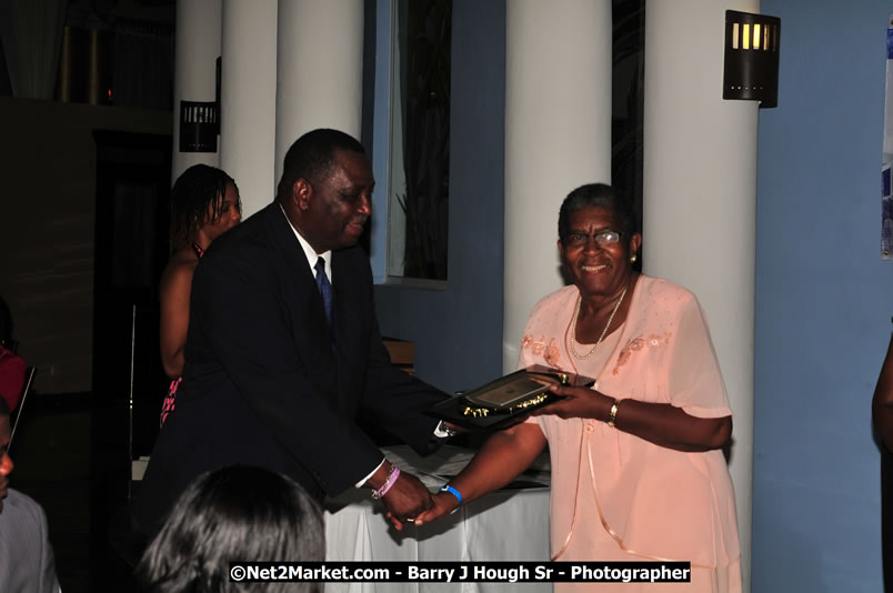 Bird of Paradise Awards & Gala @ Grand Palladium Resort & Spa [Fiesta] - Guest Honouree The Most Honourable P.J. Patterson ON, PC, QC - Hanover Jamaica Travel Guide - Lucea Jamaica Travel Guide is an Internet Travel - Tourism Resource Guide to the Parish of Hanover and Lucea area of Jamaica - http://www.hanoverjamaicatravelguide.com - http://.www.luceajamaicatravelguide.com