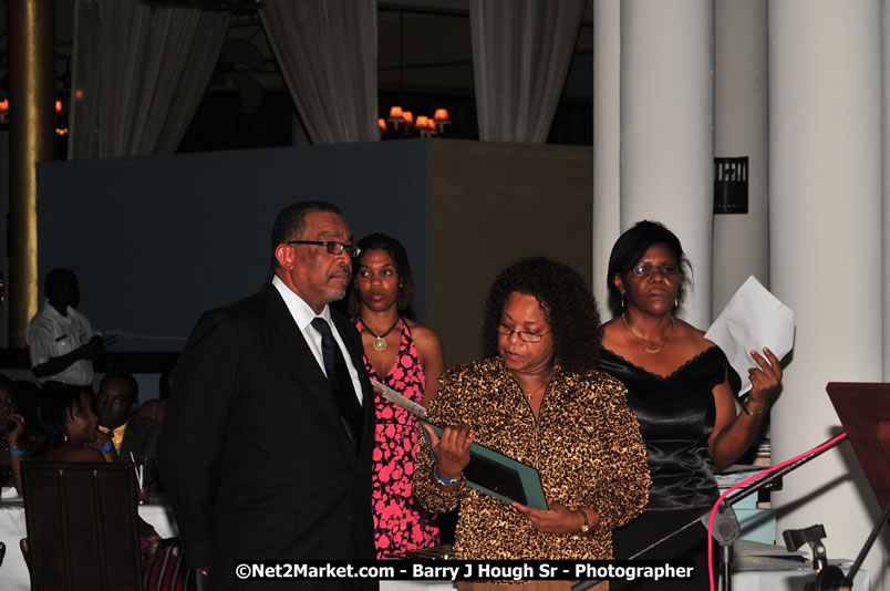 Bird of Paradise Awards & Gala @ Grand Palladium Resort & Spa [Fiesta] - Guest Honouree The Most Honourable P.J. Patterson ON, PC, QC - Hanover Jamaica Travel Guide - Lucea Jamaica Travel Guide is an Internet Travel - Tourism Resource Guide to the Parish of Hanover and Lucea area of Jamaica - http://www.hanoverjamaicatravelguide.com - http://.www.luceajamaicatravelguide.com