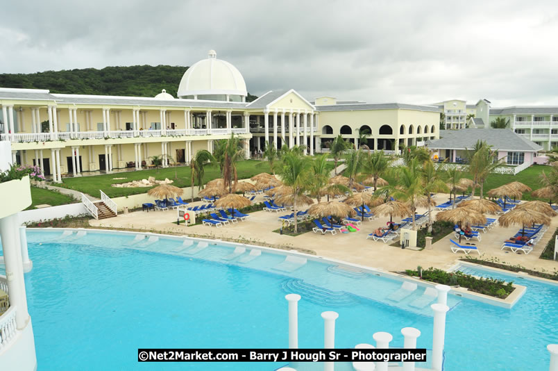 Grand Palladium Resort & Spa [Fiesta] - Hanover, Jamaica - Host of the Hanover Homecoming Foundation Celebration - Hanover Jamaica Travel Guide - Lucea Jamaica Travel Guide is an Internet Travel - Tourism Resource Guide to the Parish of Hanover and Lucea area of Jamaica - http://www.hanoverjamaicatravelguide.com - http://.www.luceajamaicatravelguide.com