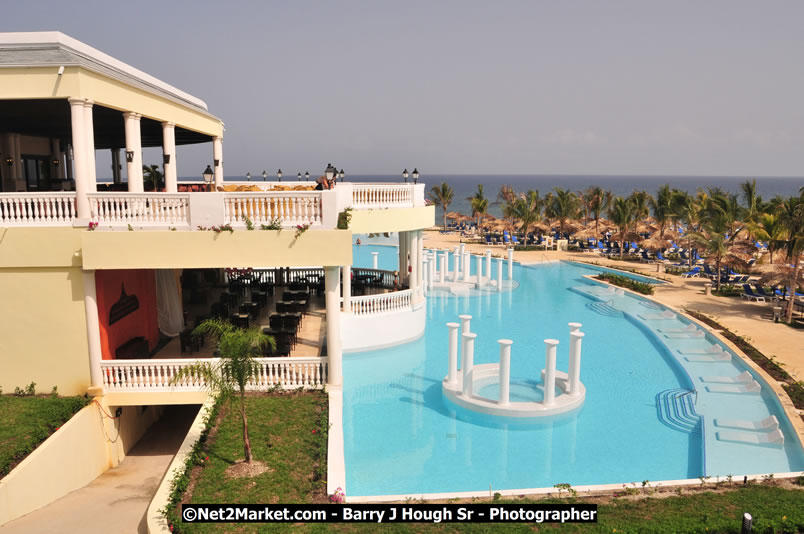 Grand Palladium Resort & Spa [Fiesta] - Hanover, Jamaica - Host of the Hanover Homecoming Foundation Celebration - Hanover Jamaica Travel Guide - Lucea Jamaica Travel Guide is an Internet Travel - Tourism Resource Guide to the Parish of Hanover and Lucea area of Jamaica - http://www.hanoverjamaicatravelguide.com - http://.www.luceajamaicatravelguide.com