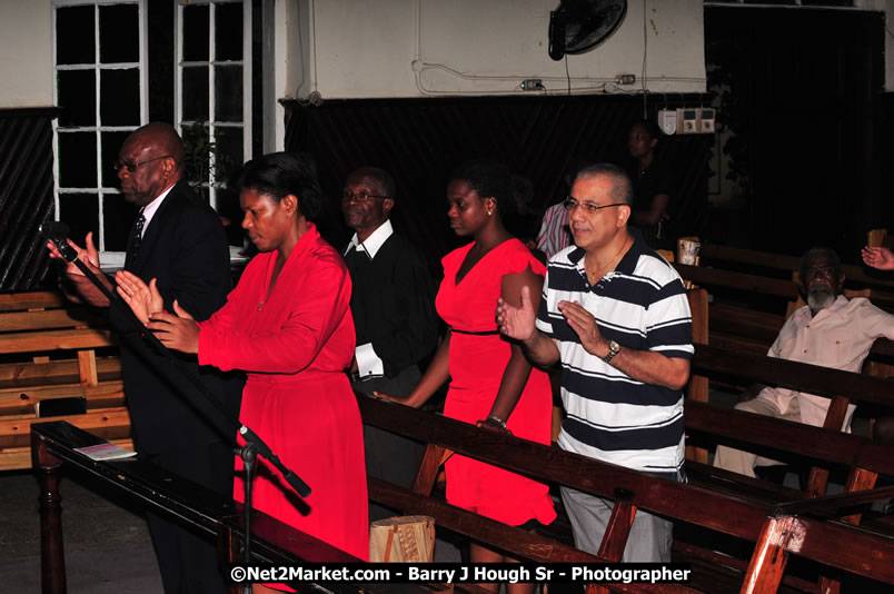 Praise Evening of Excellence Concert Lucea United Church - Hanover Jamaica Travel Guide - Lucea Jamaica Travel Guide is an Internet Travel - Tourism Resource Guide to the Parish of Hanover and Lucea area of Jamaica - http://www.hanoverjamaicatravelguide.com - http://.www.luceajamaicatravelguide.com