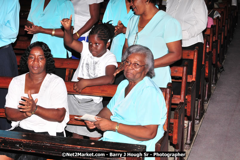 Praise Evening of Excellence Concert Lucea United Church - Hanover Jamaica Travel Guide - Lucea Jamaica Travel Guide is an Internet Travel - Tourism Resource Guide to the Parish of Hanover and Lucea area of Jamaica - http://www.hanoverjamaicatravelguide.com - http://.www.luceajamaicatravelguide.com