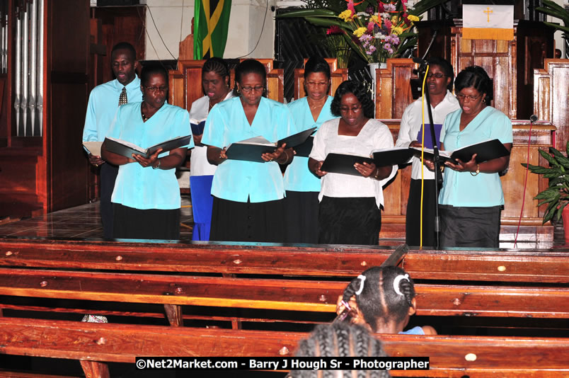 Praise Evening of Excellence Concert Lucea United Church - Hanover Jamaica Travel Guide - Lucea Jamaica Travel Guide is an Internet Travel - Tourism Resource Guide to the Parish of Hanover and Lucea area of Jamaica - http://www.hanoverjamaicatravelguide.com - http://.www.luceajamaicatravelguide.com