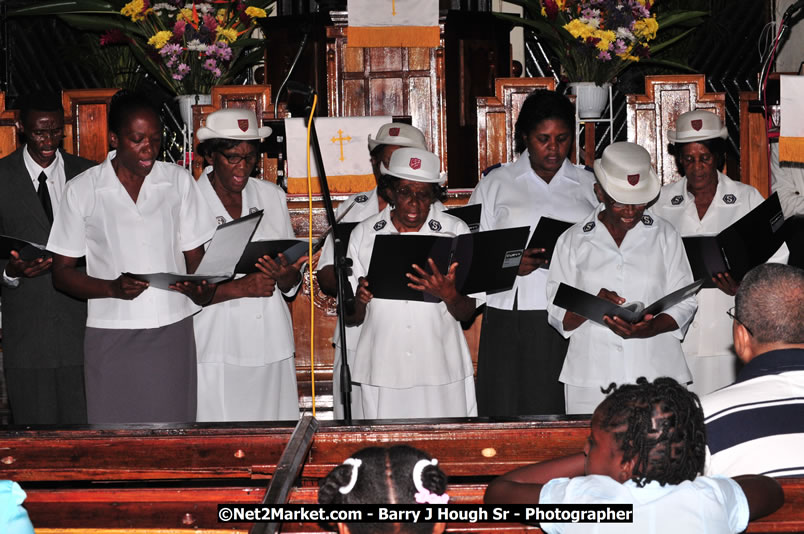 Praise Evening of Excellence Concert Lucea United Church - Hanover Jamaica Travel Guide - Lucea Jamaica Travel Guide is an Internet Travel - Tourism Resource Guide to the Parish of Hanover and Lucea area of Jamaica - http://www.hanoverjamaicatravelguide.com - http://.www.luceajamaicatravelguide.com