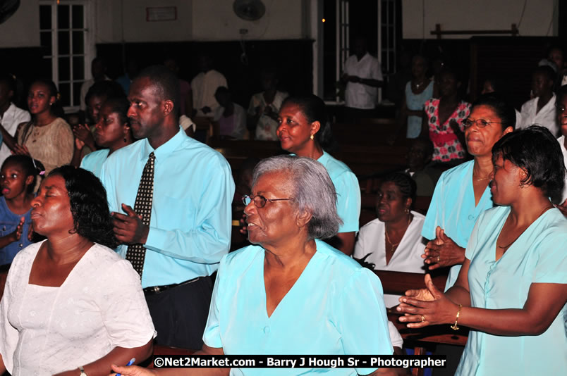 Praise Evening of Excellence Concert Lucea United Church - Hanover Jamaica Travel Guide - Lucea Jamaica Travel Guide is an Internet Travel - Tourism Resource Guide to the Parish of Hanover and Lucea area of Jamaica - http://www.hanoverjamaicatravelguide.com - http://.www.luceajamaicatravelguide.com