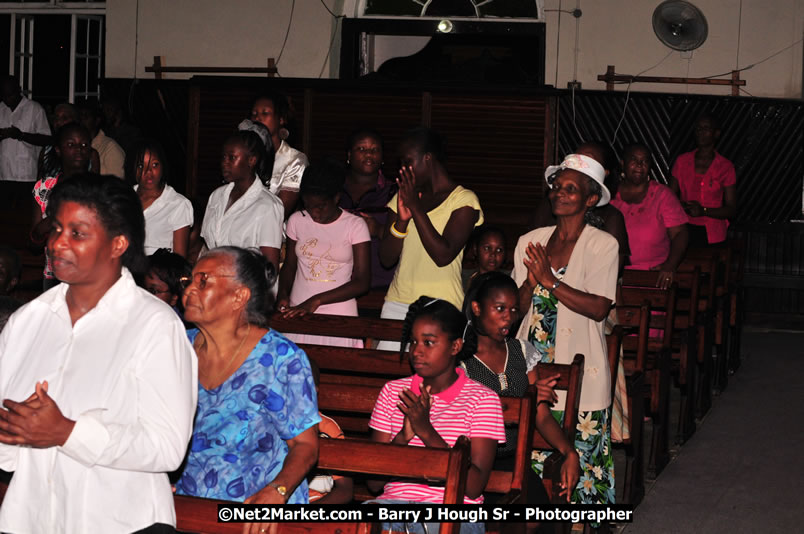 Praise Evening of Excellence Concert Lucea United Church - Hanover Jamaica Travel Guide - Lucea Jamaica Travel Guide is an Internet Travel - Tourism Resource Guide to the Parish of Hanover and Lucea area of Jamaica - http://www.hanoverjamaicatravelguide.com - http://.www.luceajamaicatravelguide.com