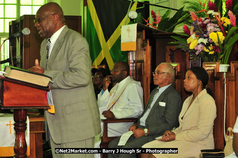 Lucea United Church - United Church in Jamaica and Cayman Islands - Worship Service & Celebration of the Sacrament of Holy Communion - Special Guests: Hanover Homecoming Foundation & His Excellency The Most Honourable Professor Sir Kenneth Hall Governor General of Jamaica - Hanover Jamaica Travel Guide - Lucea Jamaica Travel Guide is an Internet Travel - Tourism Resource Guide to the Parish of Hanover and Lucea area of Jamaica - http://www.hanoverjamaicatravelguide.com - http://.www.luceajamaicatravelguide.com