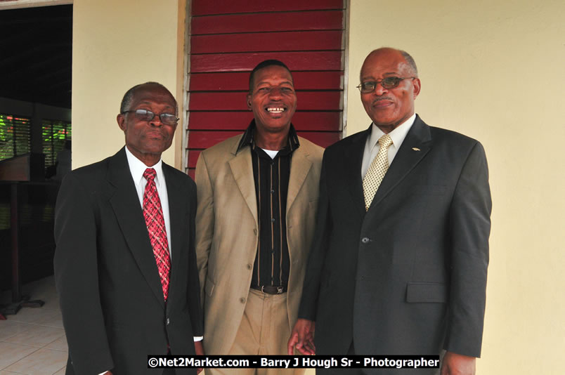 Lucea United Church - United Church in Jamaica and Cayman Islands - Worship Service & Celebration of the Sacrament of Holy Communion - Special Guests: Hanover Homecoming Foundation & His Excellency The Most Honourable Professor Sir Kenneth Hall Governor General of Jamaica - Hanover Jamaica Travel Guide - Lucea Jamaica Travel Guide is an Internet Travel - Tourism Resource Guide to the Parish of Hanover and Lucea area of Jamaica - http://www.hanoverjamaicatravelguide.com - http://.www.luceajamaicatravelguide.com