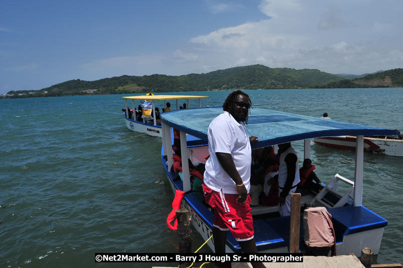 Lucea Cross the Harbour @ Lucea Car Park...! All Day Event - Cross the Harbour Swim, Boat Rides, and Entertainment for the Family, Concert Featuring: Bushman, George Nooks. Little Hero, Bushi One String, Dog Rice and many Local Artists - Friday, August 1, 2008 - Lucea, Hanover, Jamaica W.I. - Hanover Jamaica Travel Guide - Lucea Jamaica Travel Guide is an Internet Travel - Tourism Resource Guide to the Parish of Hanover and Lucea area of Jamaica