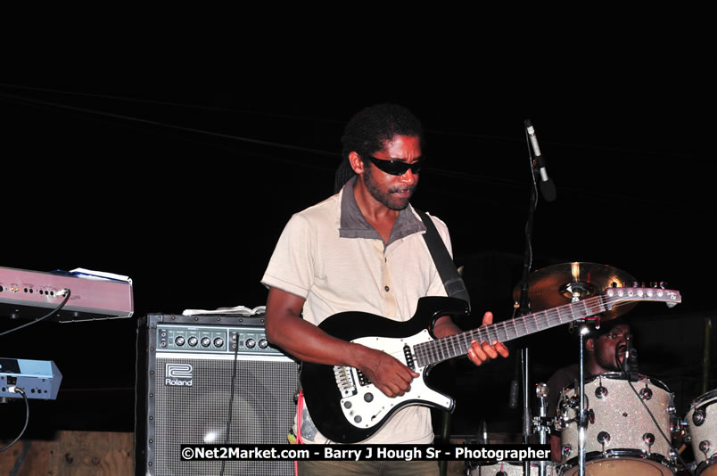 Lucea Cross the Harbour @ Lucea Car Park...! All Day Event - Cross the Harbour Swim, Boat Rides, and Entertainment for the Family, Concert Featuring: Bushman, George Nooks. Little Hero, Bushi One String, Dog Rice and many Local Artists - Friday, August 1, 2008 - Lucea, Hanover, Jamaica W.I. - Hanover Jamaica Travel Guide - Lucea Jamaica Travel Guide is an Internet Travel - Tourism Resource Guide to the Parish of Hanover and Lucea area of Jamaica - http://www.hanoverjamaicatravelguide.com - http://.www.luceajamaicatravelguide.com