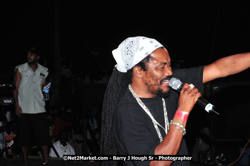 Lucea Cross the Harbour @ Lucea Car Park...! All Day Event - Cross the Harbour Swim, Boat Rides, and Entertainment for the Family, Concert Featuring: Bushman, George Nooks. Little Hero, Bushi One String, Dog Rice and many Local Artists - Friday, August 1, 2008 - Lucea, Hanover, Jamaica W.I. - Hanover Jamaica Travel Guide - Lucea Jamaica Travel Guide is an Internet Travel - Tourism Resource Guide to the Parish of Hanover and Lucea area of Jamaica - http://www.hanoverjamaicatravelguide.com - http://.www.luceajamaicatravelguide.com