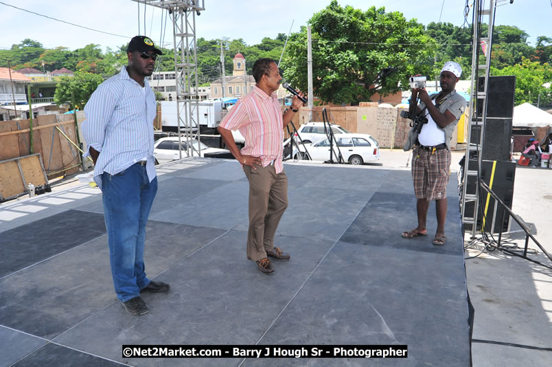 Lucea Cross the Harbour @ Lucea Car Park...! All Day Event - Cross the Harbour Swim, Boat Rides, and Entertainment for the Family, Concert Featuring: Bushman, George Nooks. Little Hero, Bushi One String, Dog Rice and many Local Artists - Friday, August 1, 2008 - Lucea, Hanover, Jamaica W.I. - Hanover Jamaica Travel Guide - Lucea Jamaica Travel Guide is an Internet Travel - Tourism Resource Guide to the Parish of Hanover and Lucea area of Jamaica