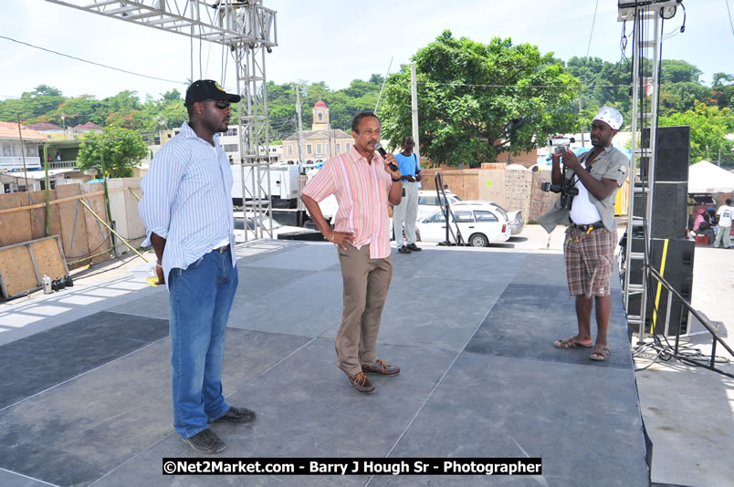 Lucea Cross the Harbour @ Lucea Car Park...! All Day Event - Cross the Harbour Swim, Boat Rides, and Entertainment for the Family, Concert Featuring: Bushman, George Nooks. Little Hero, Bushi One String, Dog Rice and many Local Artists - Friday, August 1, 2008 - Lucea, Hanover, Jamaica W.I. - Hanover Jamaica Travel Guide - Lucea Jamaica Travel Guide is an Internet Travel - Tourism Resource Guide to the Parish of Hanover and Lucea area of Jamaica