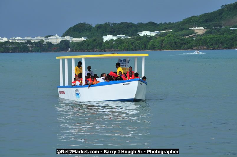 Lucea Cross the Harbour @ Lucea Car Park...! All Day Event - Cross the Harbour Swim, Boat Rides, and Entertainment for the Family, Concert Featuring: Bushman, George Nooks. Little Hero, Bushi One String, Dog Rice and many Local Artists - Friday, August 1, 2008 - Lucea, Hanover, Jamaica W.I. - Hanover Jamaica Travel Guide - Lucea Jamaica Travel Guide is an Internet Travel - Tourism Resource Guide to the Parish of Hanover and Lucea area of Jamaica