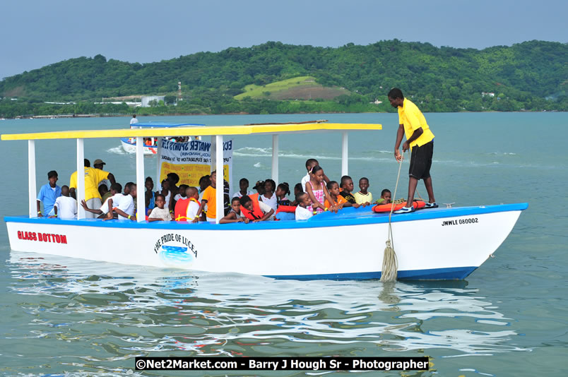 Lucea Cross the Harbour @ Lucea Car Park...! All Day Event - Cross the Harbour Swim, Boat Rides, and Entertainment for the Family, Concert Featuring: Bushman, George Nooks. Little Hero, Bushi One String, Dog Rice and many Local Artists - Friday, August 1, 2008 - Lucea, Hanover, Jamaica W.I. - Hanover Jamaica Travel Guide - Lucea Jamaica Travel Guide is an Internet Travel - Tourism Resource Guide to the Parish of Hanover and Lucea area of Jamaica