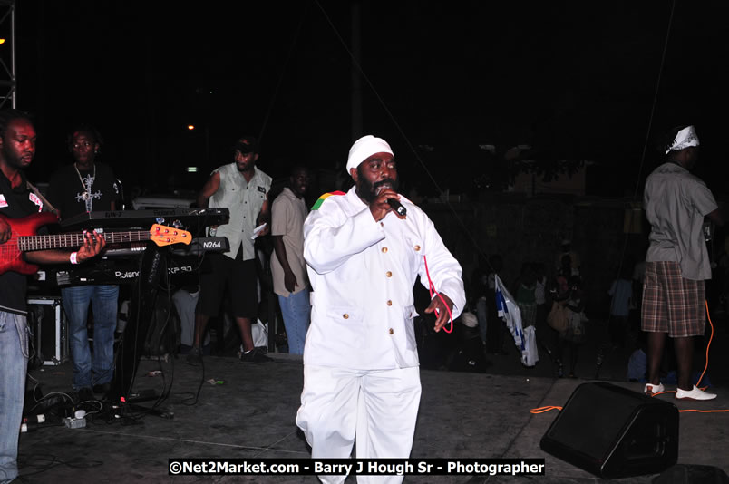 Lucea Cross the Harbour @ Lucea Car Park...! All Day Event - Cross the Harbour Swim, Boat Rides, and Entertainment for the Family, Concert Featuring: Bushman, George Nooks. Little Hero, Bushi One String, Dog Rice and many Local Artists - Friday, August 1, 2008 - Lucea, Hanover, Jamaica W.I. - Hanover Jamaica Travel Guide - Lucea Jamaica Travel Guide is an Internet Travel - Tourism Resource Guide to the Parish of Hanover and Lucea area of Jamaica - http://www.hanoverjamaicatravelguide.com - http://.www.luceajamaicatravelguide.com