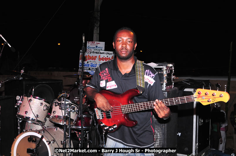 Lucea Cross the Harbour @ Lucea Car Park...! All Day Event - Cross the Harbour Swim, Boat Rides, and Entertainment for the Family, Concert Featuring: Bushman, George Nooks. Little Hero, Bushi One String, Dog Rice and many Local Artists - Friday, August 1, 2008 - Lucea, Hanover, Jamaica W.I. - Hanover Jamaica Travel Guide - Lucea Jamaica Travel Guide is an Internet Travel - Tourism Resource Guide to the Parish of Hanover and Lucea area of Jamaica - http://www.hanoverjamaicatravelguide.com - http://.www.luceajamaicatravelguide.com