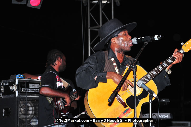 Lucea Cross the Harbour @ Lucea Car Park...! All Day Event - Cross the Harbour Swim, Boat Rides, and Entertainment for the Family, Concert Featuring: Bushman, George Nooks. Little Hero, Bushi One String, Dog Rice and many Local Artists - Friday, August 1, 2008 - Lucea, Hanover, Jamaica W.I. - Hanover Jamaica Travel Guide - Lucea Jamaica Travel Guide is an Internet Travel - Tourism Resource Guide to the Parish of Hanover and Lucea area of Jamaica - http://www.hanoverjamaicatravelguide.com - http://.www.luceajamaicatravelguide.com